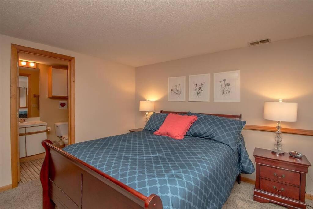 Relaxing Riverside Retreat - Storyland, Attitash, North Conway Apartment Бартлет Екстериор снимка